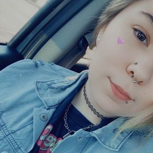 Meet your Posher, Reagan